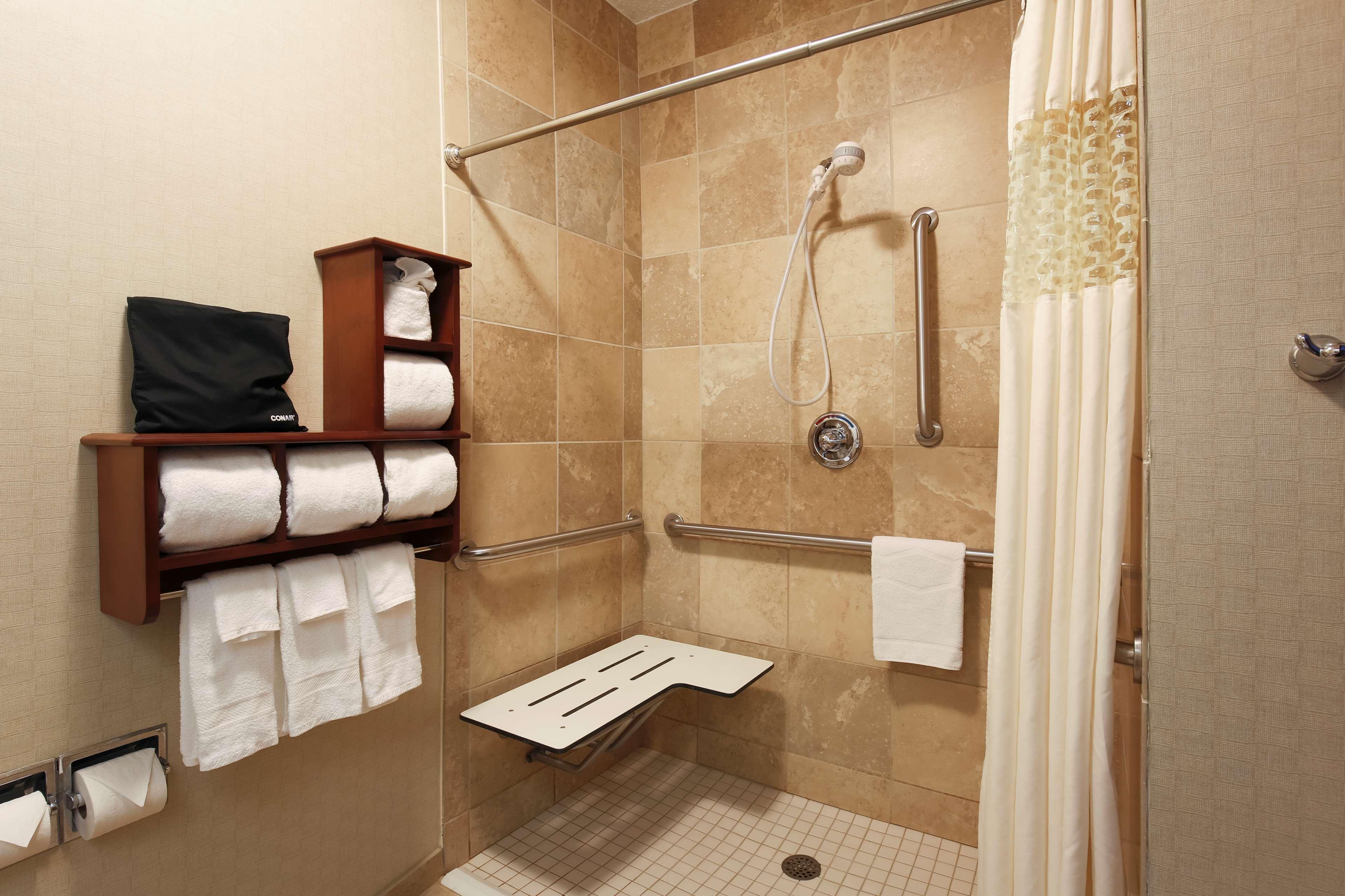 Surestay By Best Western Forsyth Decatur Extérieur photo