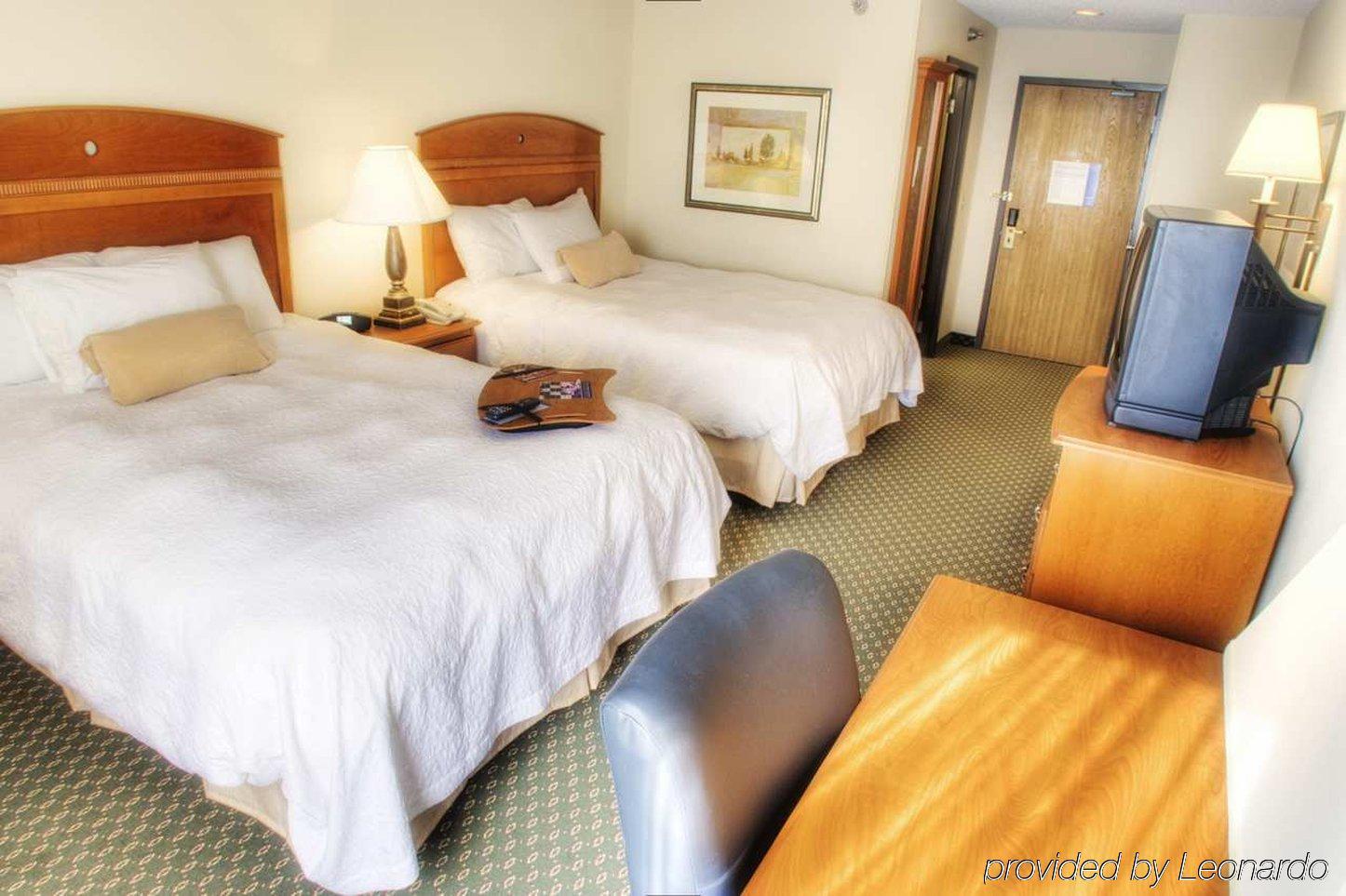 Surestay By Best Western Forsyth Decatur Chambre photo
