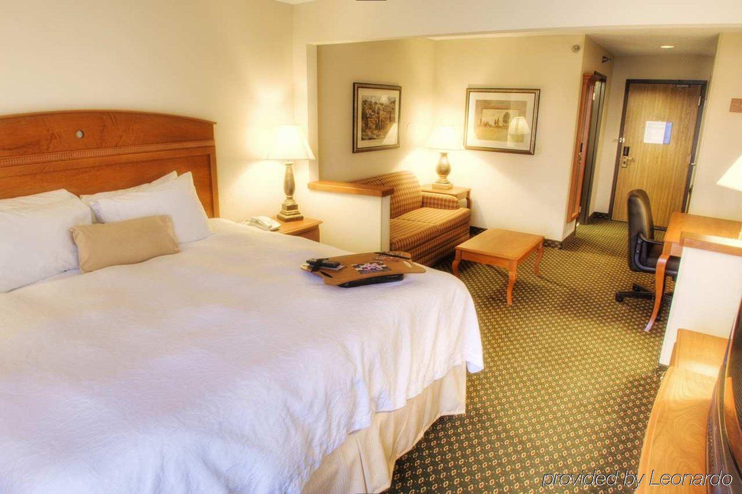 Surestay By Best Western Forsyth Decatur Chambre photo