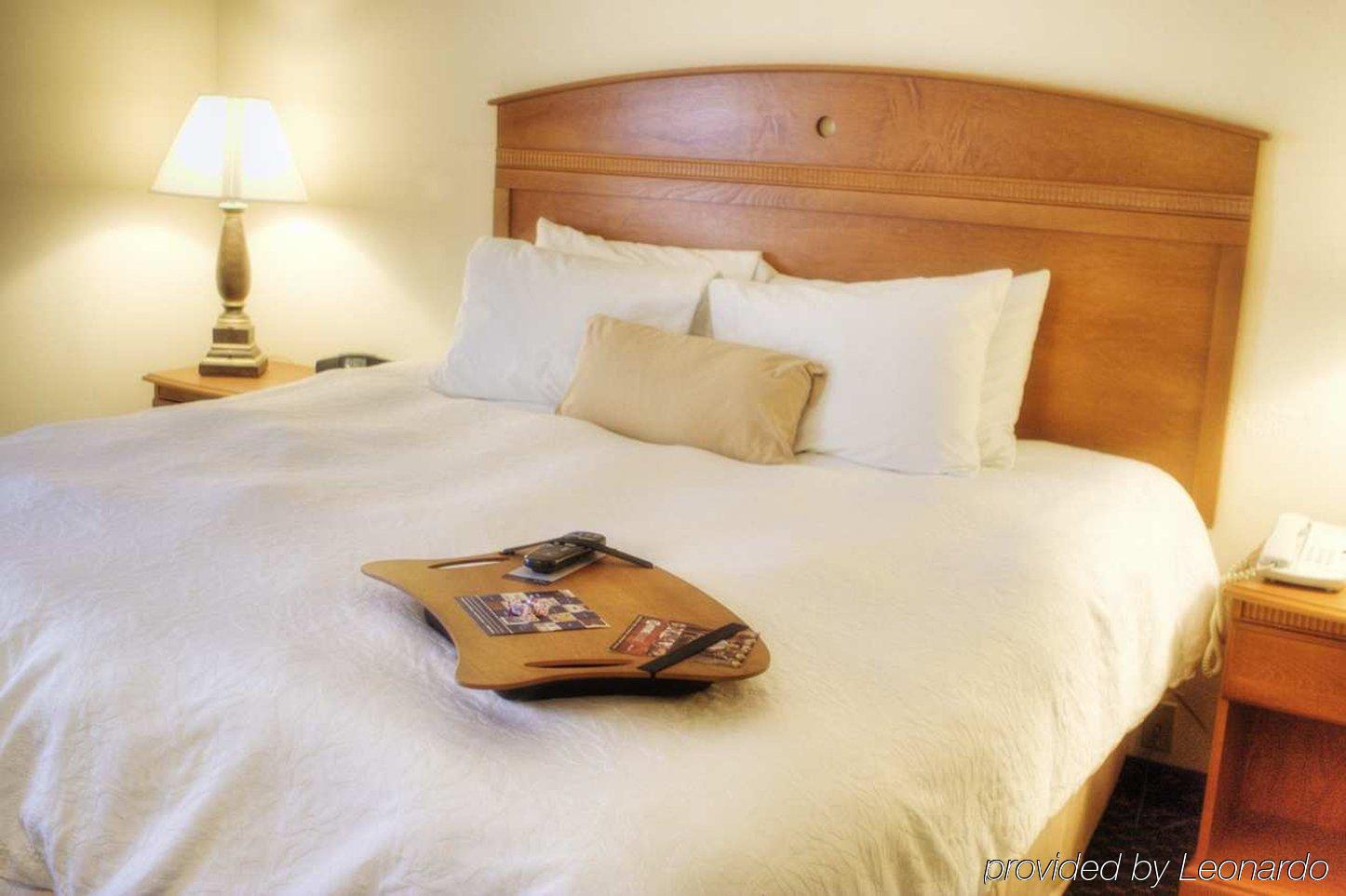 Surestay By Best Western Forsyth Decatur Chambre photo