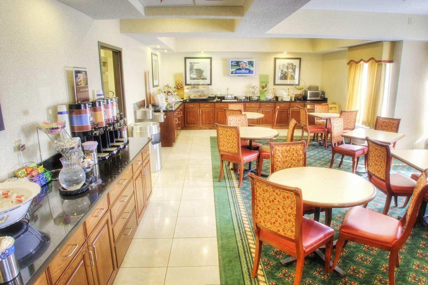 Surestay By Best Western Forsyth Decatur Extérieur photo